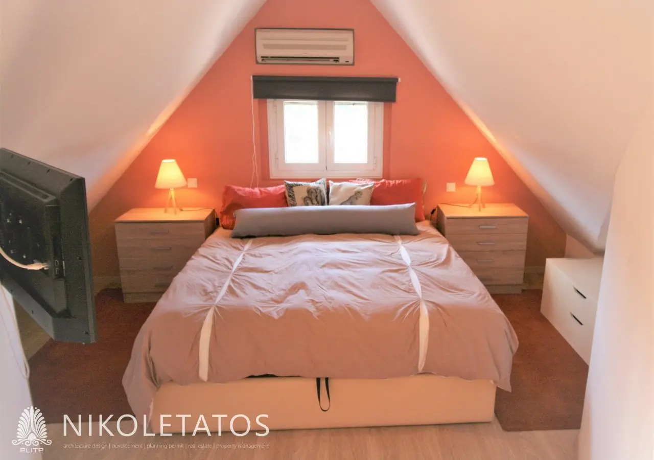 Villa Of 300 M² With Sea View In Kompothekrata, Greece