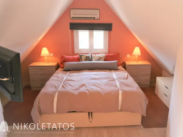 Villa Of 300 M² With Sea View In Kompothekrata, Greece
