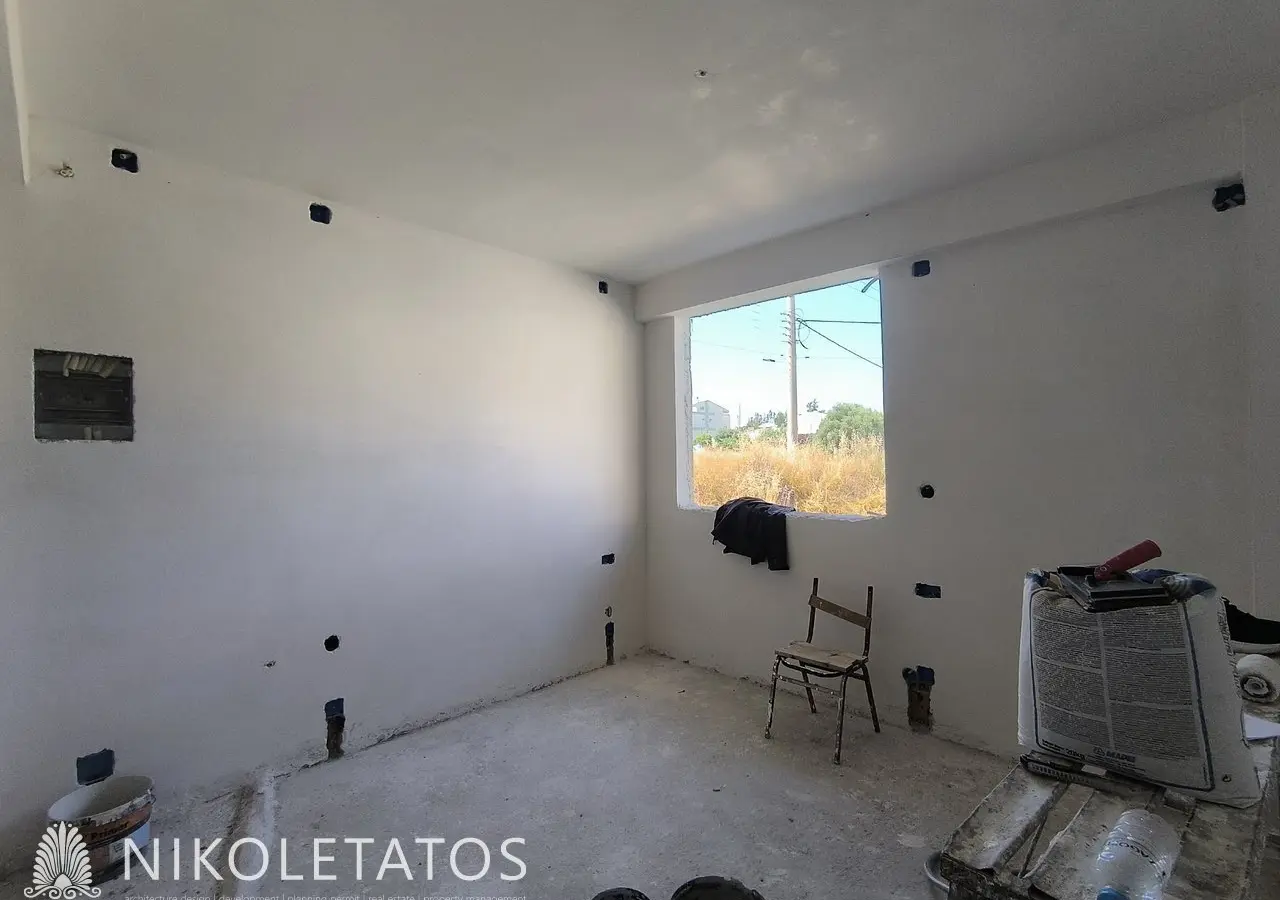 House With Garden In Greece