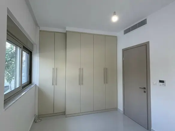 1-bedroom Flat In Imittos, Greece (42 M²)