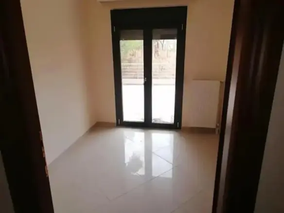 3-bedroom Flat In Thermaikos, Greece (118 M²)