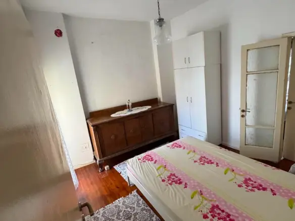 2-bedroom Flat In Center Of Thessaloniki, Greece (70 M²)