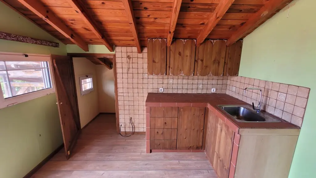 Detached House Of 360 M² In The Suburbs Of Thessaloniki