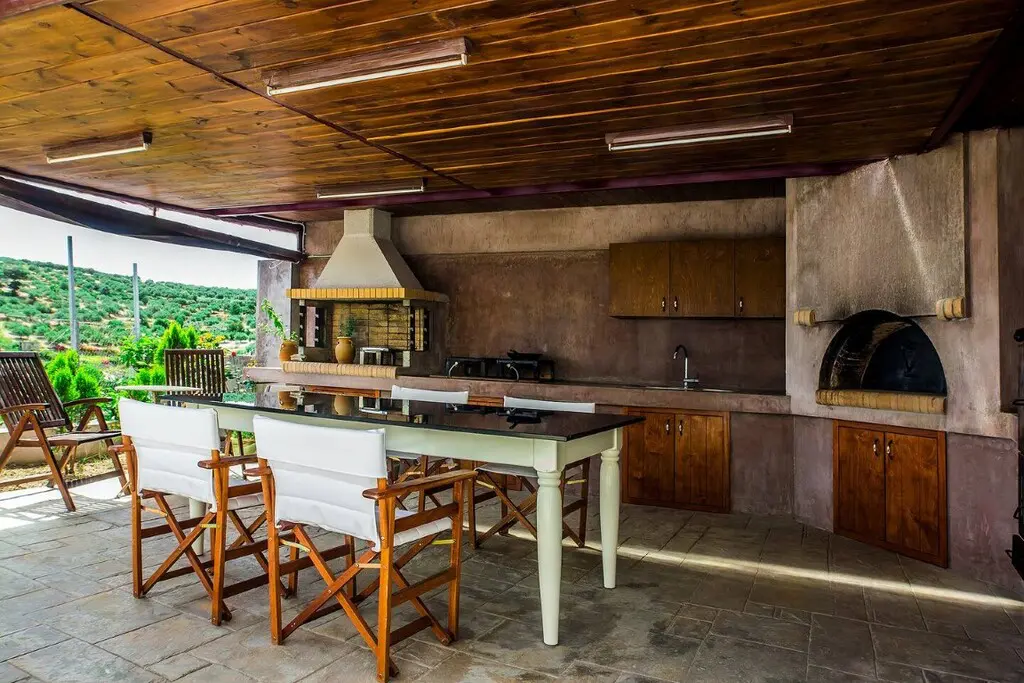 Villa Of 300 M² In Crete