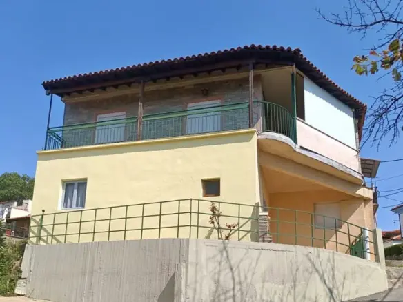 3-bedroom Detached House In Poligiros, Greece (200 M²)