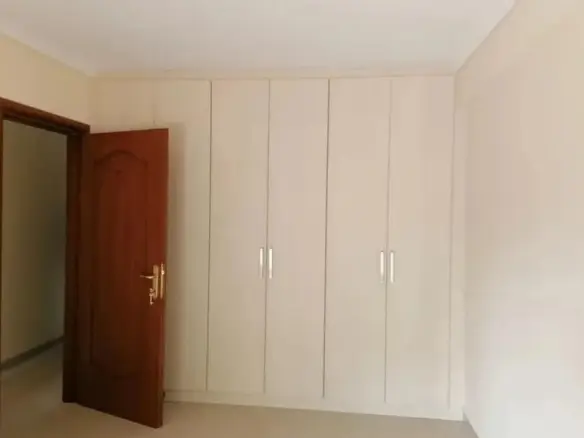 3-bedroom Flat In Thermaikos, Greece (118 M²)