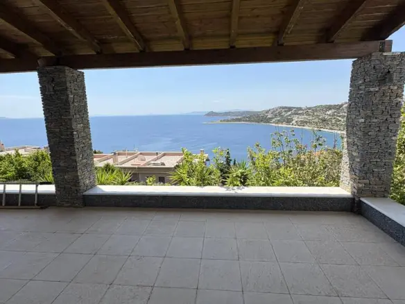 Villa Of 350 M² In Attica
