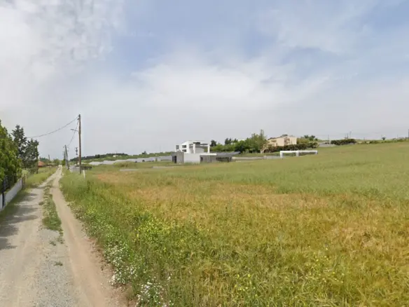 Land Of 4325 M² In The Suburbs Of Thessaloniki