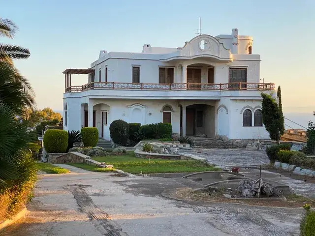 Villa Of 1200 M² In Attica