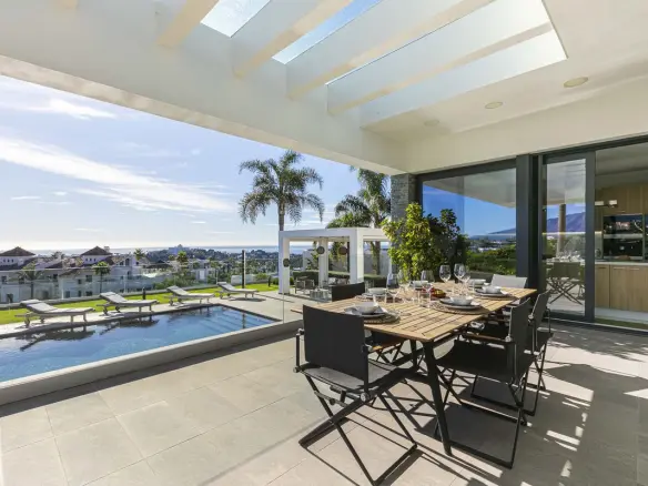 4-bedroom Property In Benahavís, Spain (354 M²)