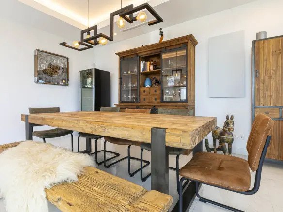 4-bedroom Property In Benahavís, Spain (354 M²)
