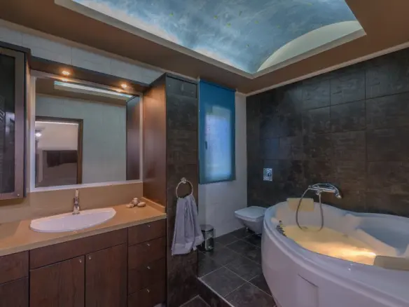 3-bedroom Villa In Gouves, Greece (250 M²)