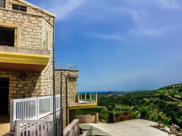 Villa Of 300 M² In Crete
