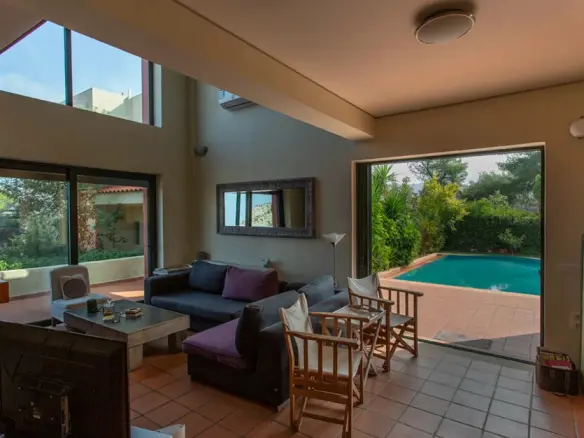 Maisonette Of 250 M² In Attica