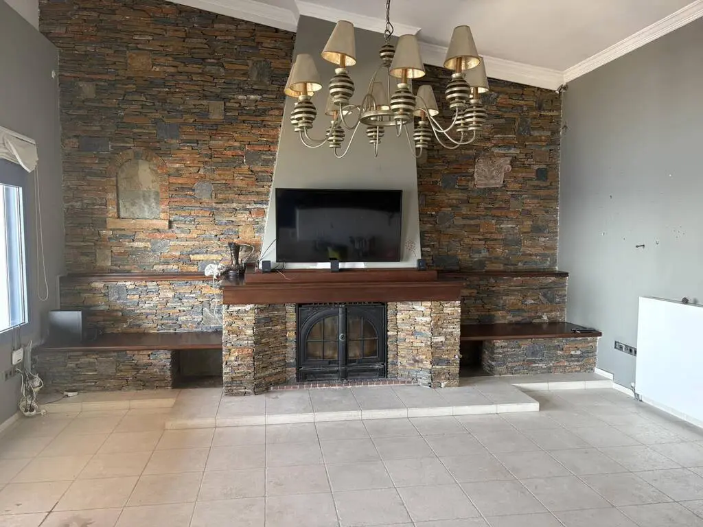 Villa Of 350 M² In Attica