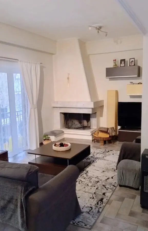 Flat Of 85 M² In Attica