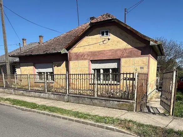 House Of 100 M² In Nagykónyi, Tolna