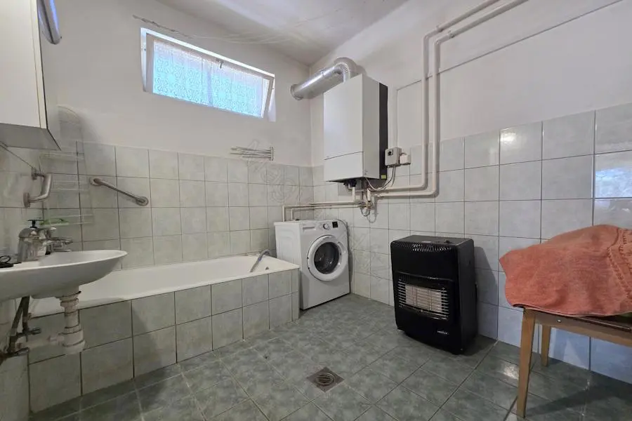 House Of 100 M² With Garden In Páka, Zala