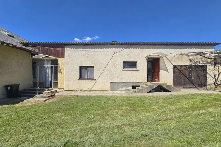 House Of 100 M² With Garden In Páka, Zala