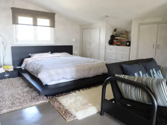 3-bedroom Maisonette In Gerakas, Greece (208 M²)