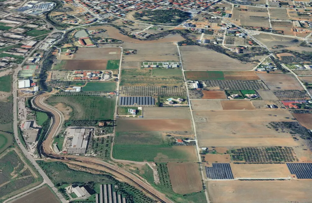 Land Of 4325 M² In The Suburbs Of Thessaloniki