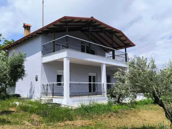 3-bedroom Detached House In Methoni, Greece (140 M²)