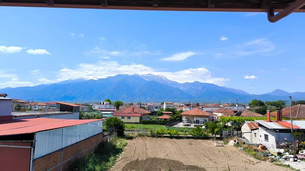 Detached House Of 280 M² On The Olympic Coast