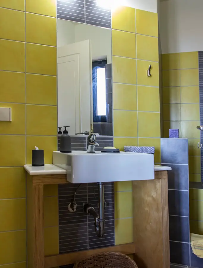 3-bedroom Maisonette In Com. Kapandriti, Greece (250 M²)