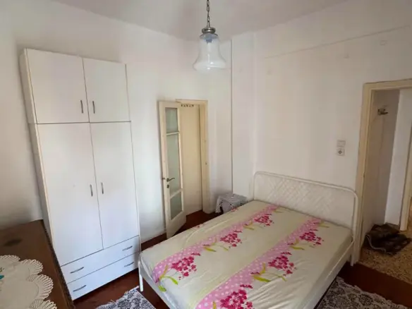 2-bedroom Flat In Center Of Thessaloniki, Greece (70 M²)