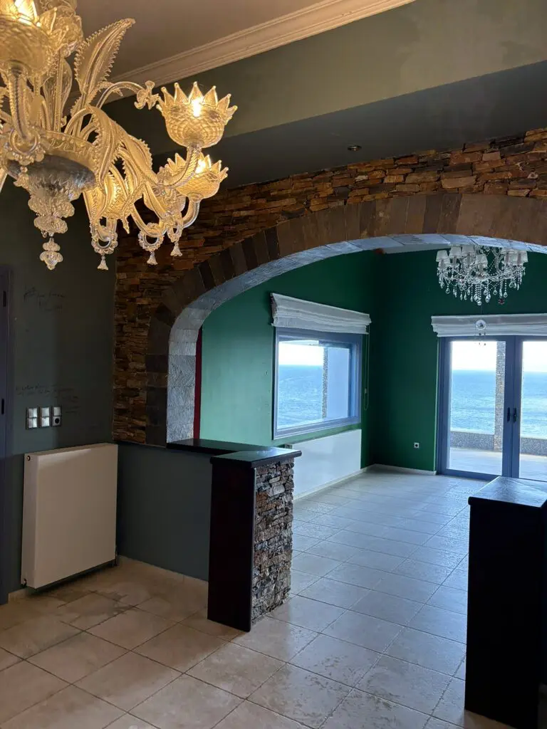 Villa Of 350 M² In Attica