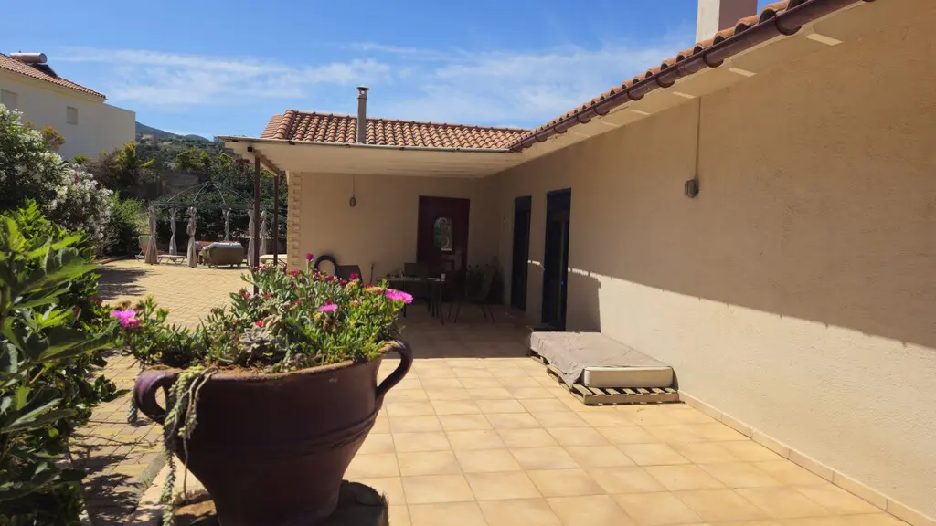 Detached House Of 165 M² In Crete
