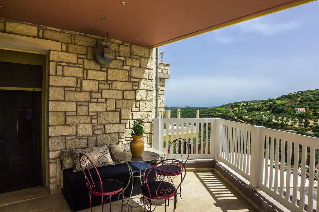 Villa Of 300 M² In Crete