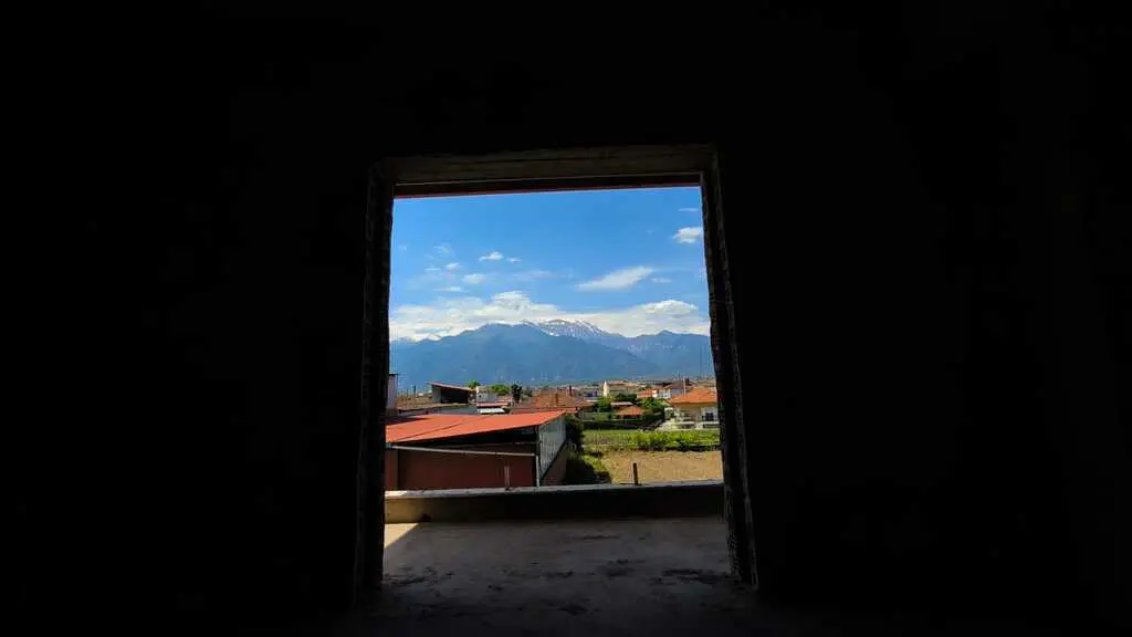 Detached House Of 280 M² On The Olympic Coast