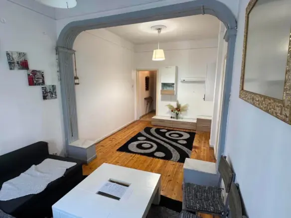 2-bedroom Flat In Center Of Thessaloniki, Greece (70 M²)