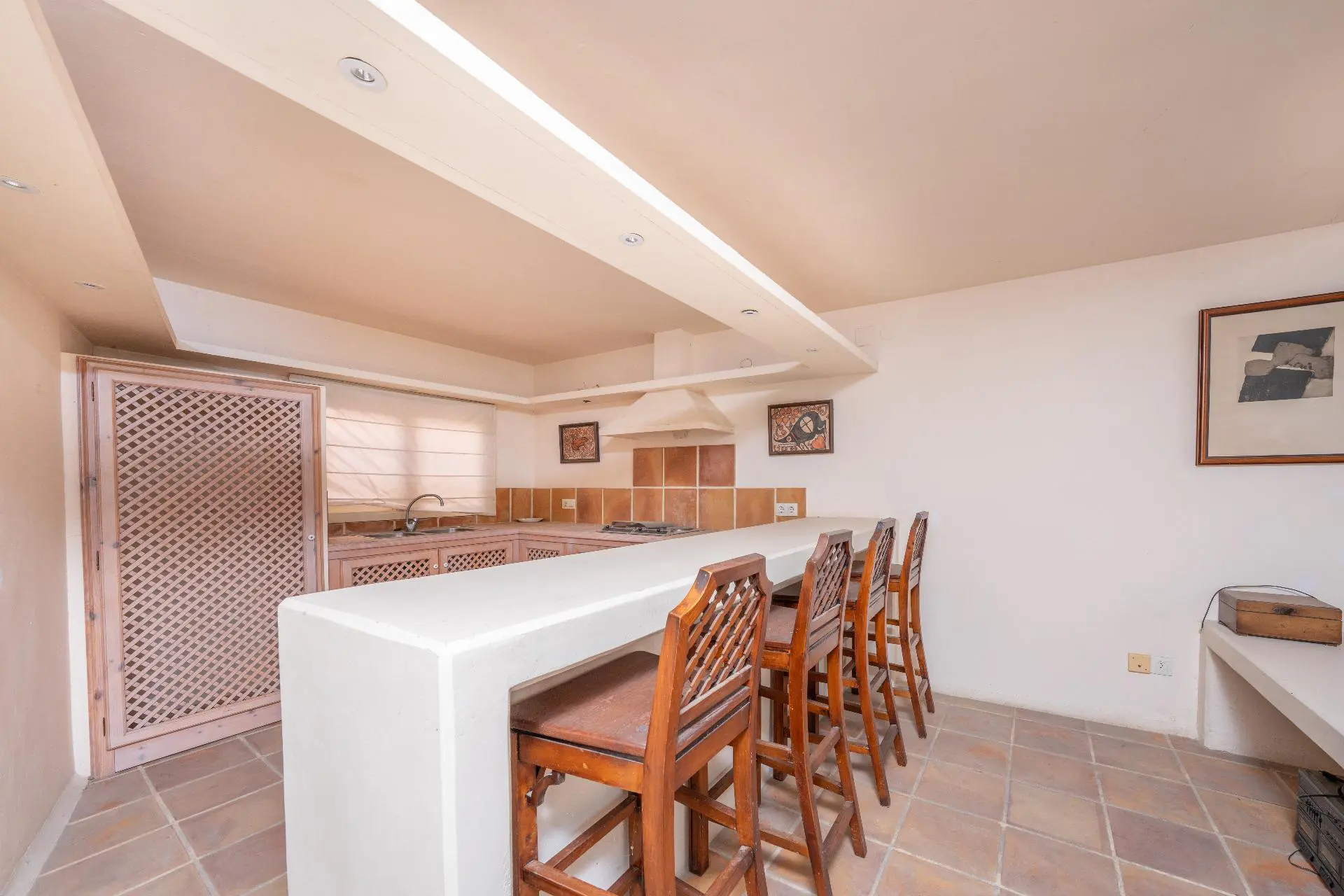Villa Of 1317 M² In Almansa, Spain