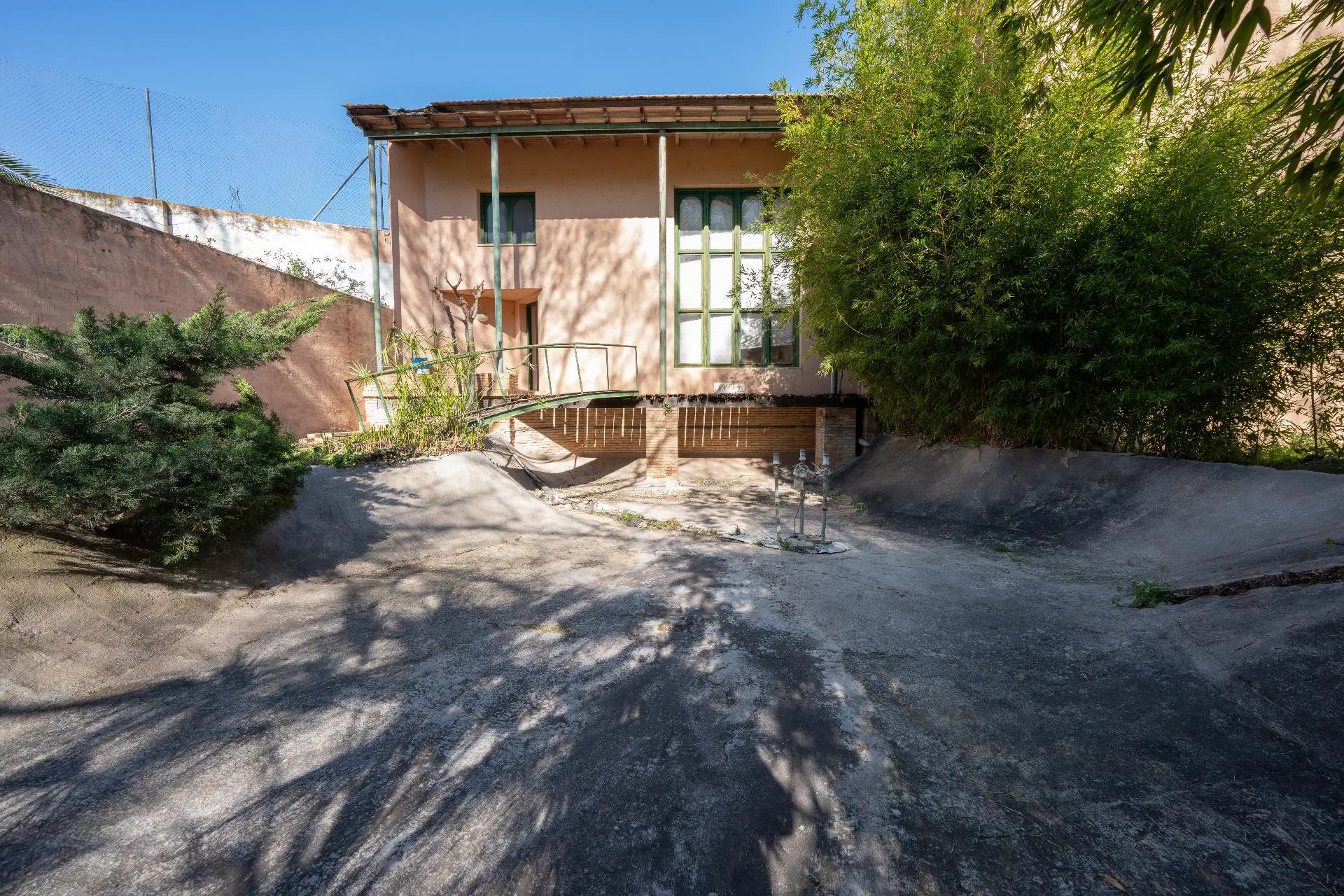 Villa Of 1317 M² In Almansa, Spain