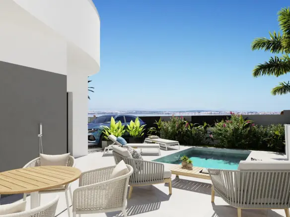 2-bedroom Penthouse In Torrevieja, Spain (178 M²)