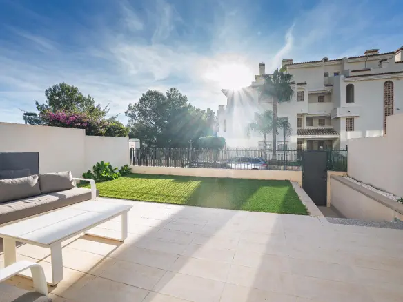 4-bedroom Terraced House In Finestrat, Spain (263 M²)