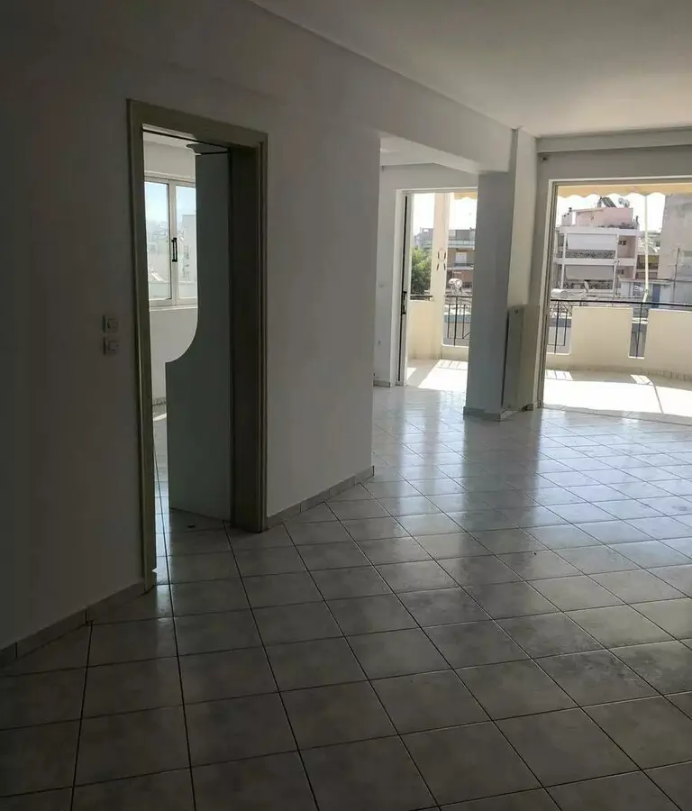 Flat Of 120 M² In Athens
