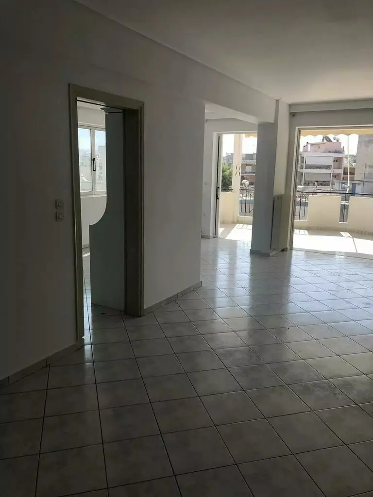 Flat Of 120 M² In Athens