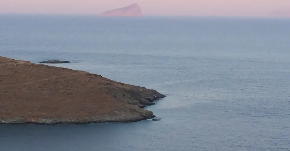 Land Of 187000 M² In Cyclades
