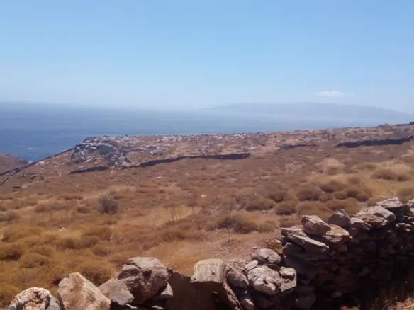 Land Of 187000 M² In Cyclades