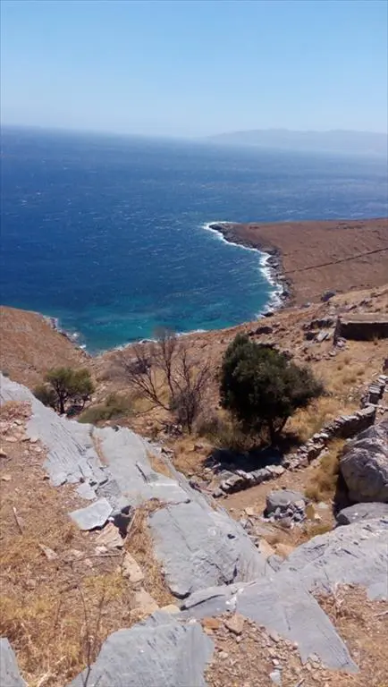 Land Of 187000 M² In Cyclades