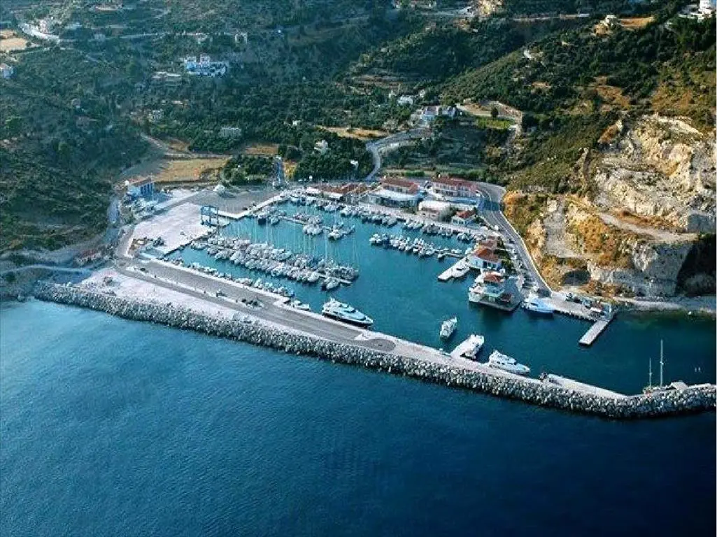 Land Of 10658 M² In The Dodecanese