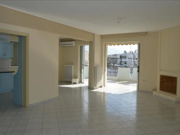 3-bedroom Flat In Palaio Faliro, Greece (120 M²)