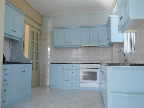 3-bedroom Flat In Palaio Faliro, Greece (120 M²)