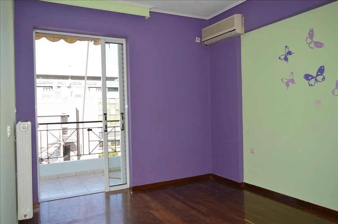 Flat Of 120 M² In Athens