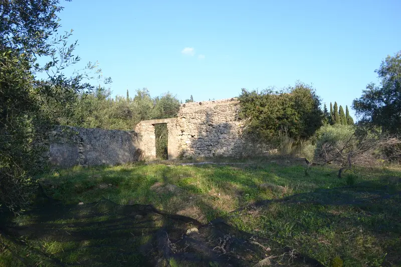 Land Of 8253 M² In Corfu