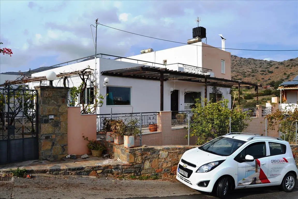 Detached House Of 340 M² In Crete