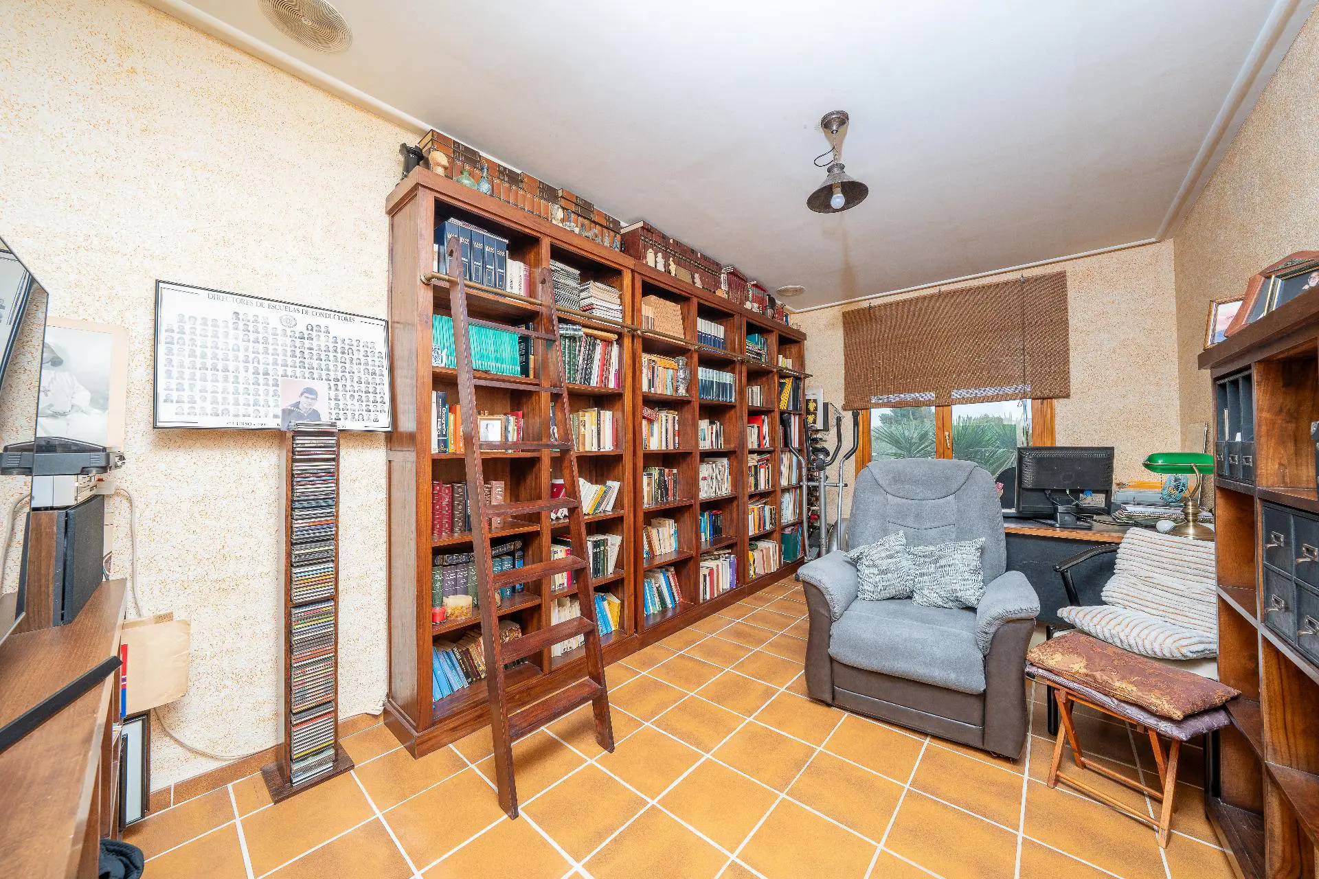 Villa Of 200 M² In Novelda, Spain